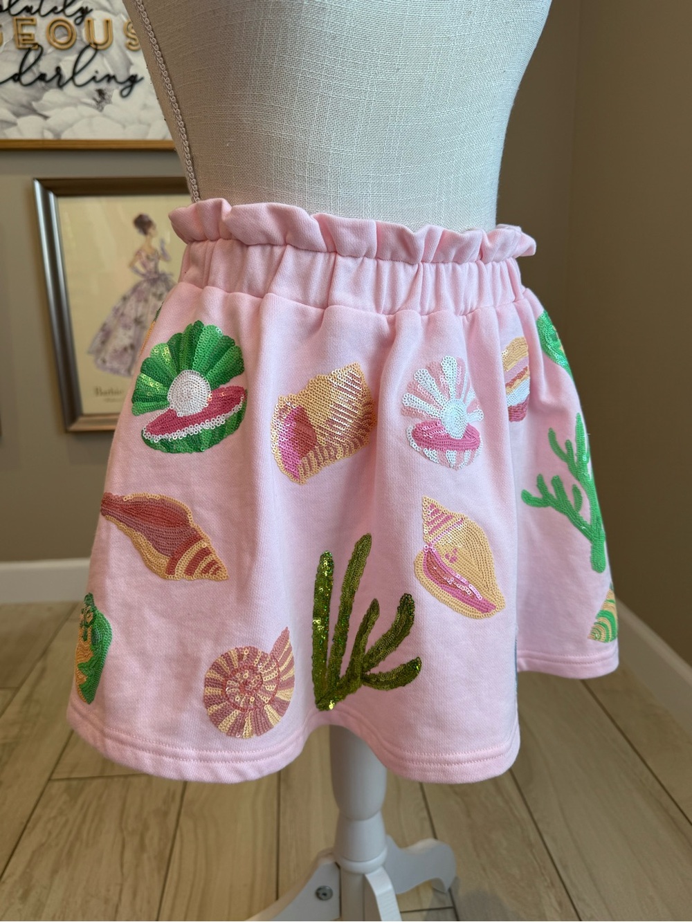 QUEEN OF SPARKLES Light Pink Sequin Seashell Skirt Set - Picture 8 of 10